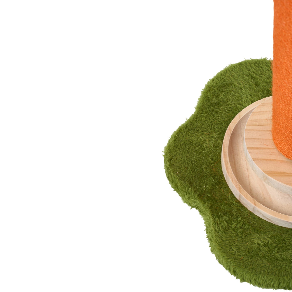 Garden Sanctuary carrot-shaped cat scratching post with turntable toy for cats to scratch and play